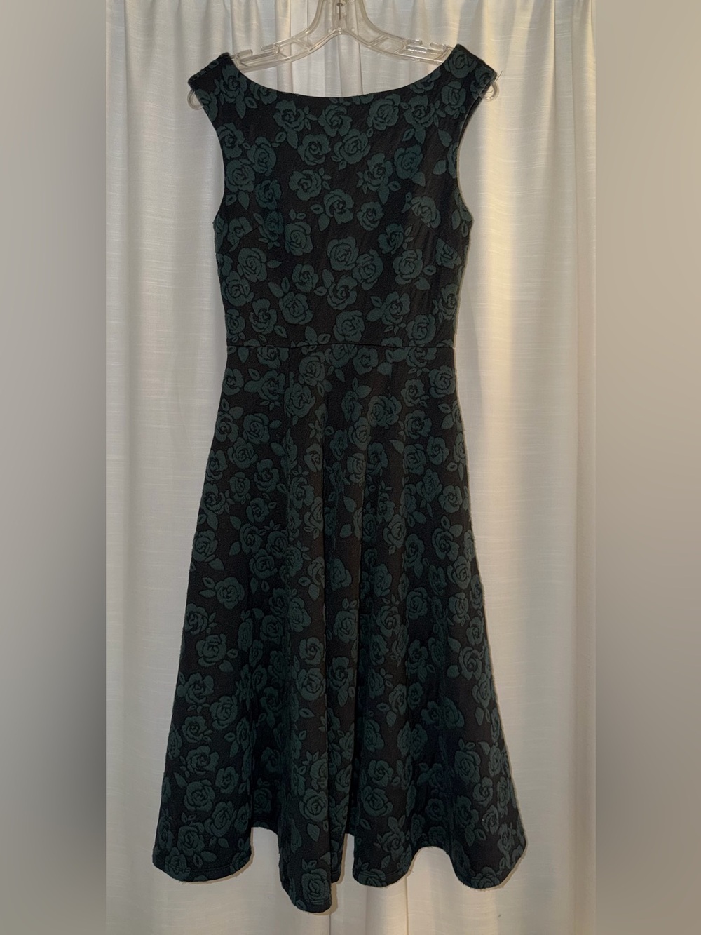 Betsy Johnson Black and Emerald Green Floral Fit-and-Flare Dress - Size 2